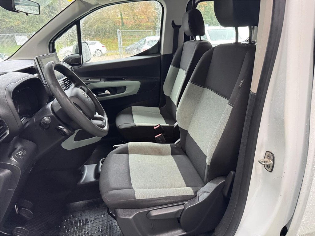 Foto 5 CITROEN-BERLINGO FEEL TALLA M COMBI 5