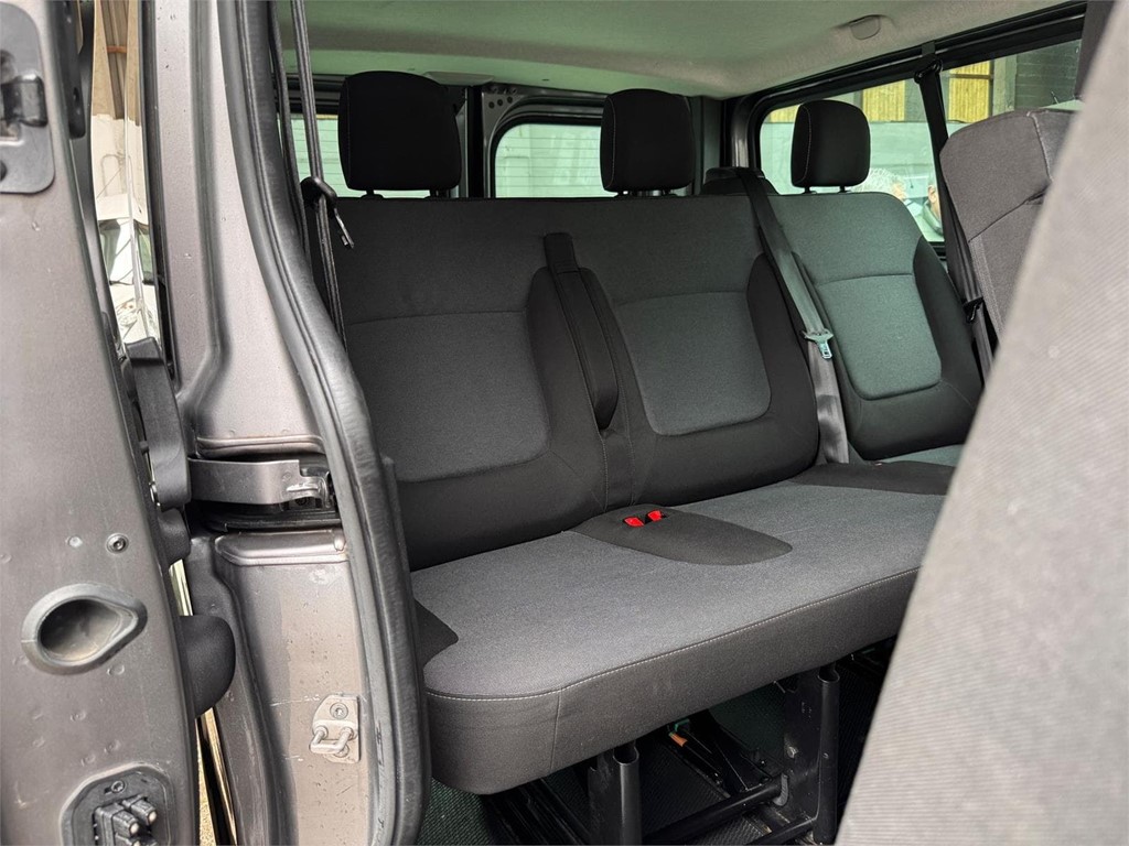 Foto 7 FIAT-TALENTO 1.2 SX LARGO COMBI 8 PLAZAS LDL