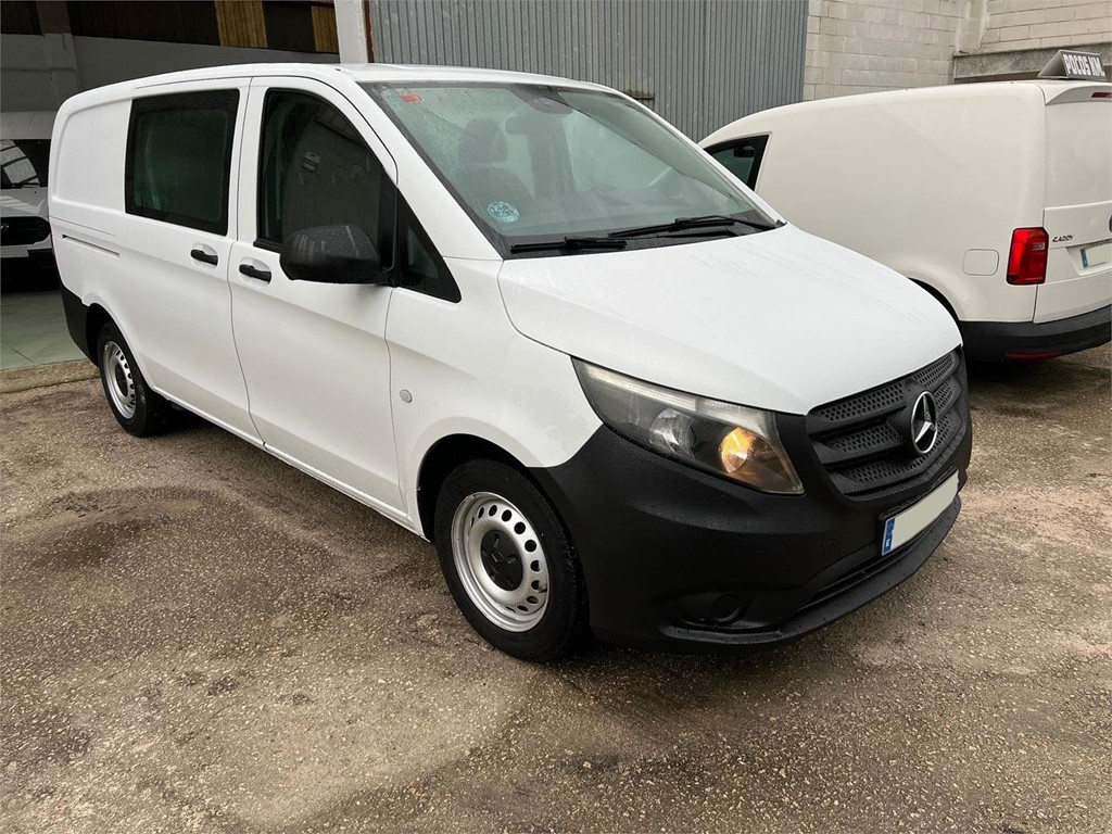 Foto 2 MERCEDES-VITO MIXTA 114 6 PLAZAS 80LKJ