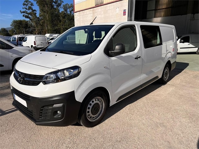 OPEL VIVARO DOBLE CABINA 6 PLAZAS