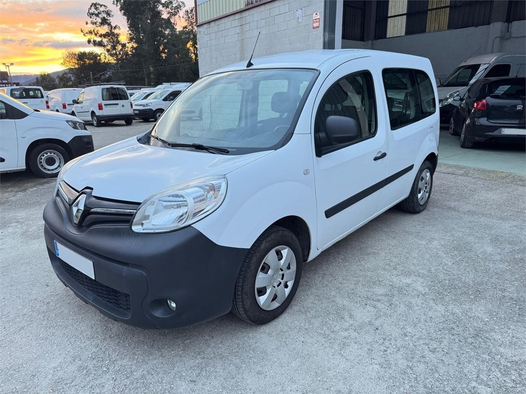 Foto 1 RENAULT-KANGOO COMBI 5 LGT