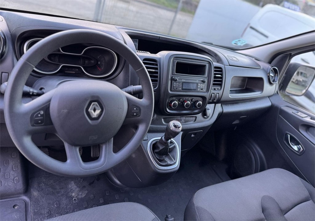 Foto 15 RENAULT-TRAFIC L1 H1 LPN