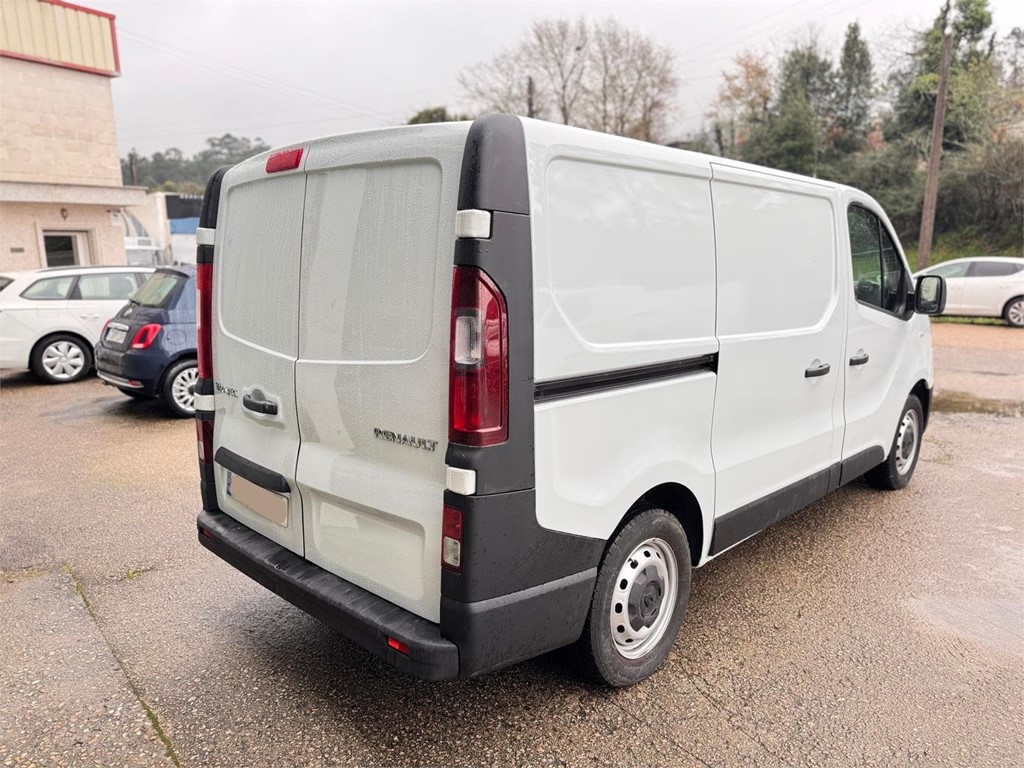 Foto 4 RENAULT-TRAFIC L1H1 40LPN