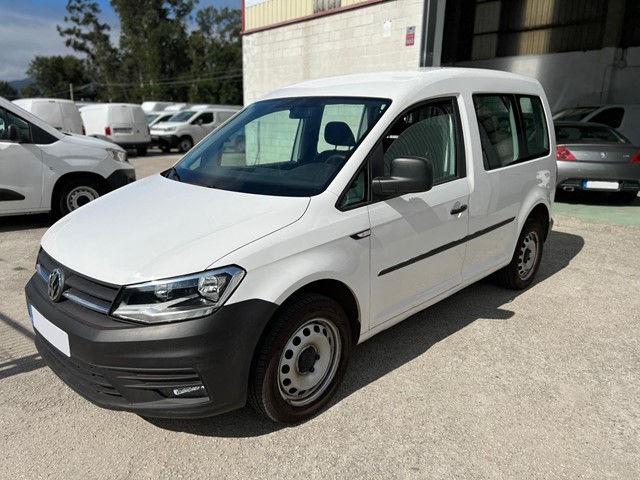 VW -CADDY COMBI 5 4 MOTION