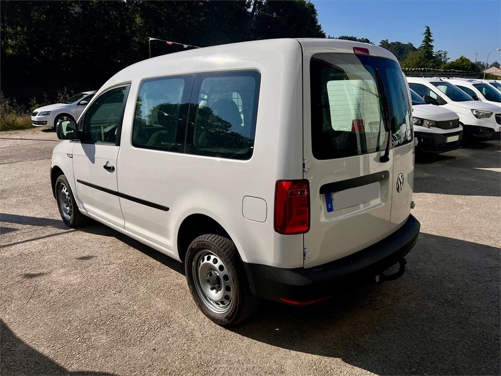 Foto 3 VW-CADDY COMBI 5 PLAZAS 0KXB